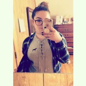 Meet your Posher, Kaitlyn